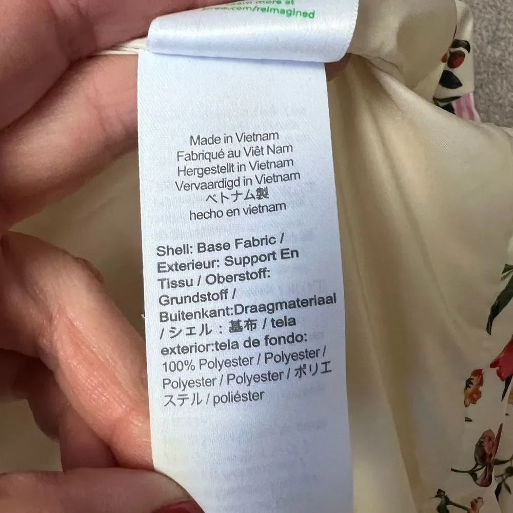 J Crew Alps puffer jacket with PrimaLoft®‎ in vintage floral size medium - Picture 6 of 8